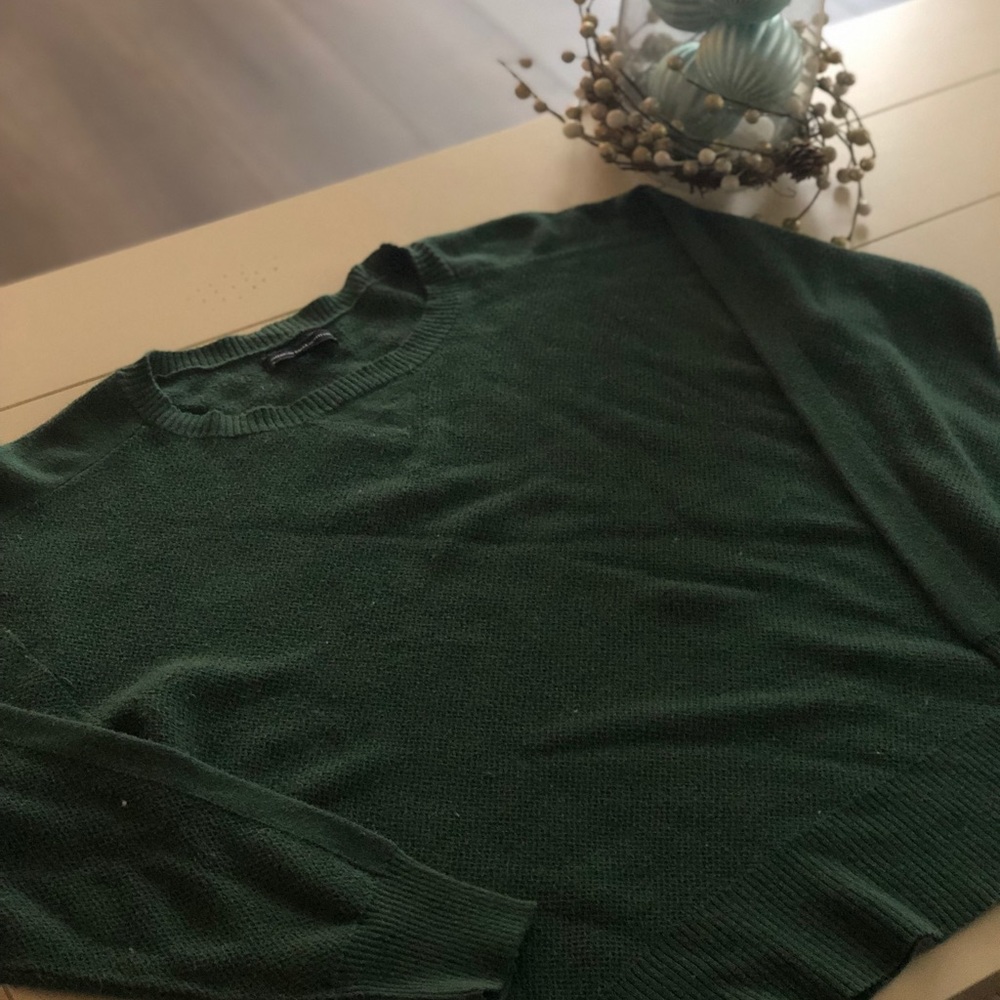 American Eagle Crew Neck Sweater